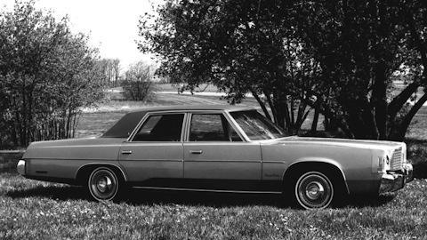 Chrysler Newport (6G)