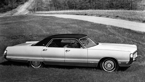Chrysler New Yorker (8G)
