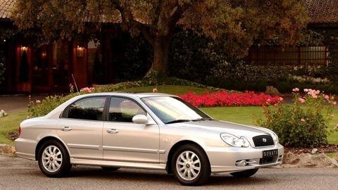 Hyundai Sonata IV (EF)