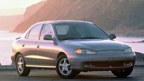 Hyundai Elantra (2G)