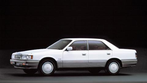 Mazda Luce V