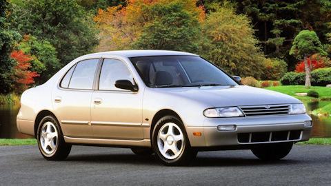 Nissan Altima I