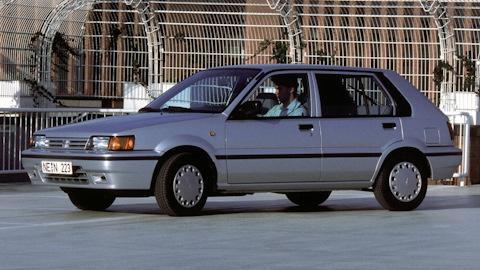 Nissan Sunny (N13)