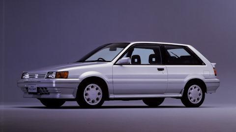 Nissan Pulsar (N13)