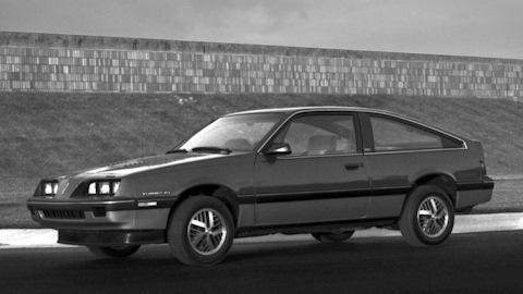 Pontiac Sunbird (2G)