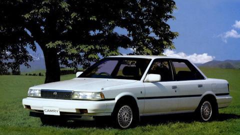 Toyota Camry Prominent (V20)