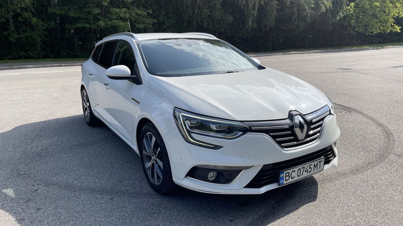 Renault Megane Intense image #2