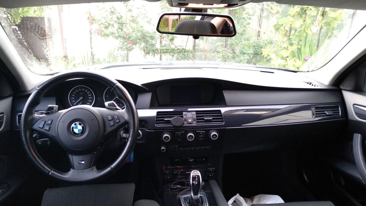 BMW 5 series image #3