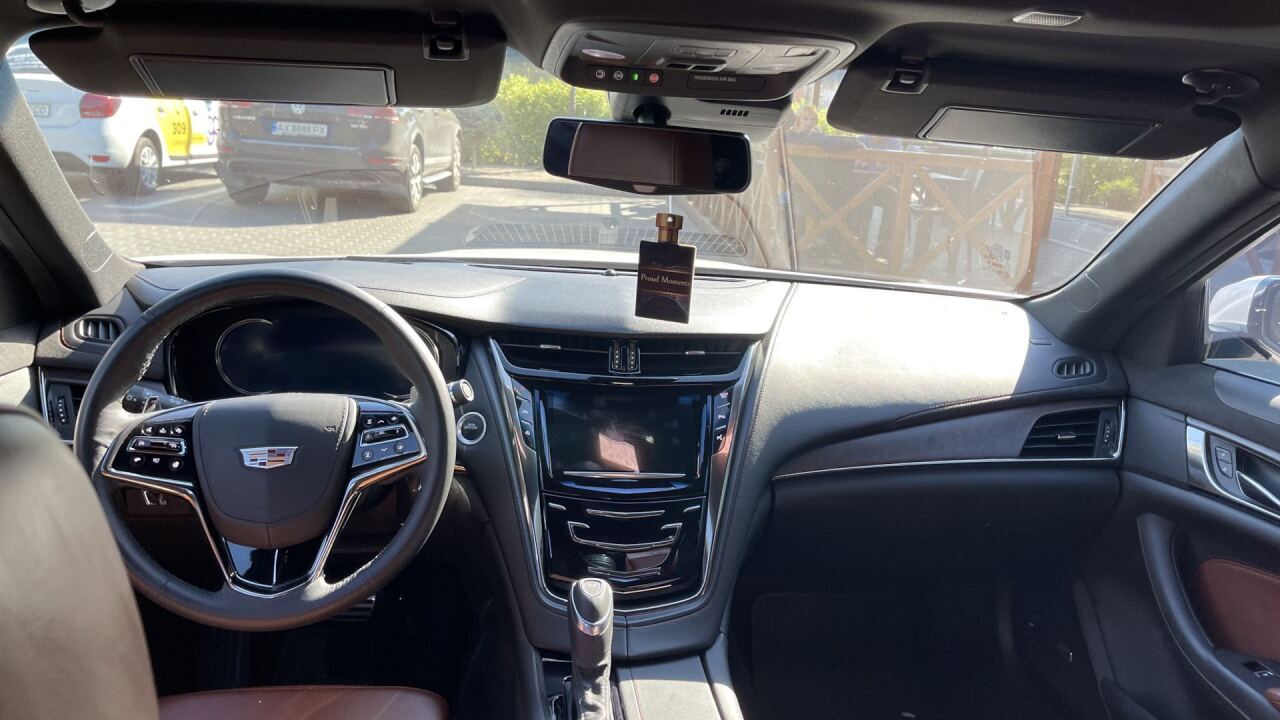 Cadillac CTS 3.6 AT AWD Premium Luxur image #4