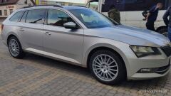 Skoda Superb Combi (Mk3) image #1