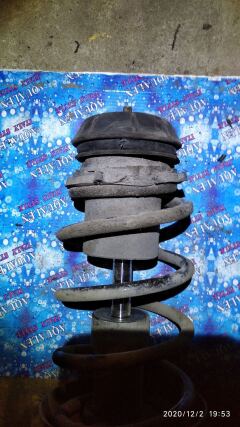 Опоры передних стоек.