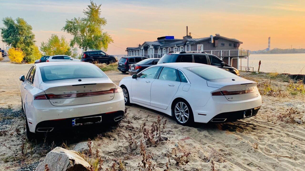 Lincoln MKZ Reserve 3.7 V6 FWD image #5