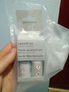 №29. Оригинальный подкрасочный набор VAG (получил)
