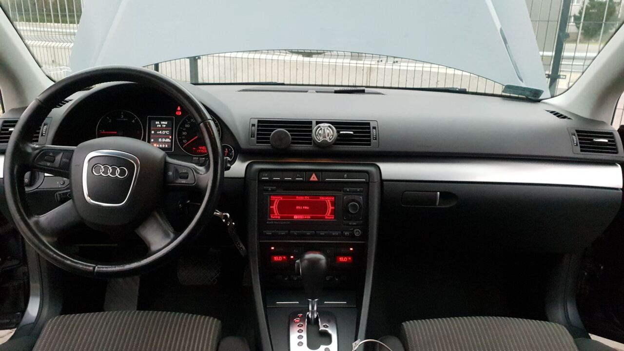 Audi A4 Avant (B7) image #4