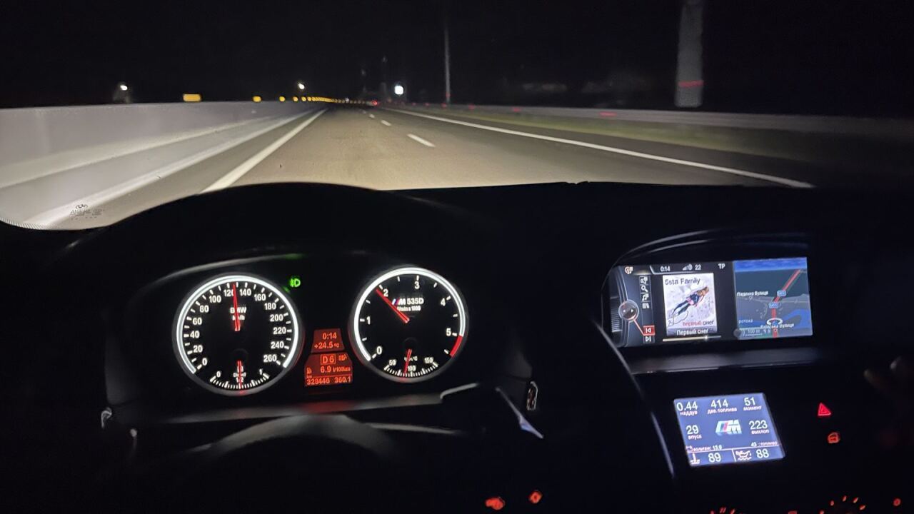 BMW 5 series 535D  АКУЛА с ДУШОЙ image #8