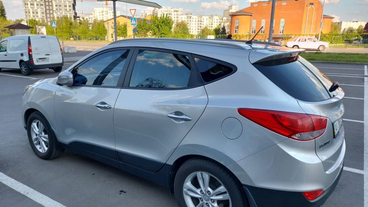 Hyundai ix35 image #1