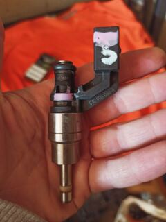 Замена форсунки и клапана фазорегулятора TSI 1.4