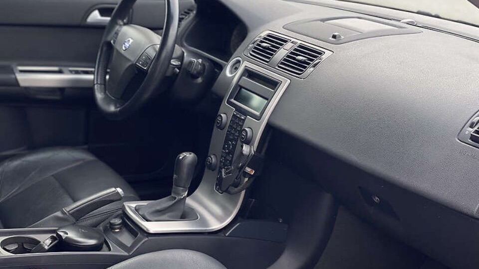 Volvo S40 II image #12