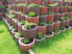 №13. ДТП с клумбой