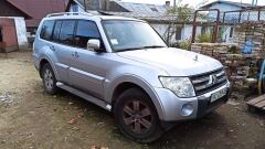 Mitsubishi Pajero image #2
