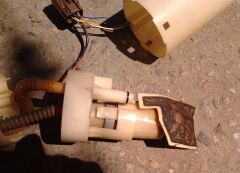 Поменял сеточку на бензонасосе image #2