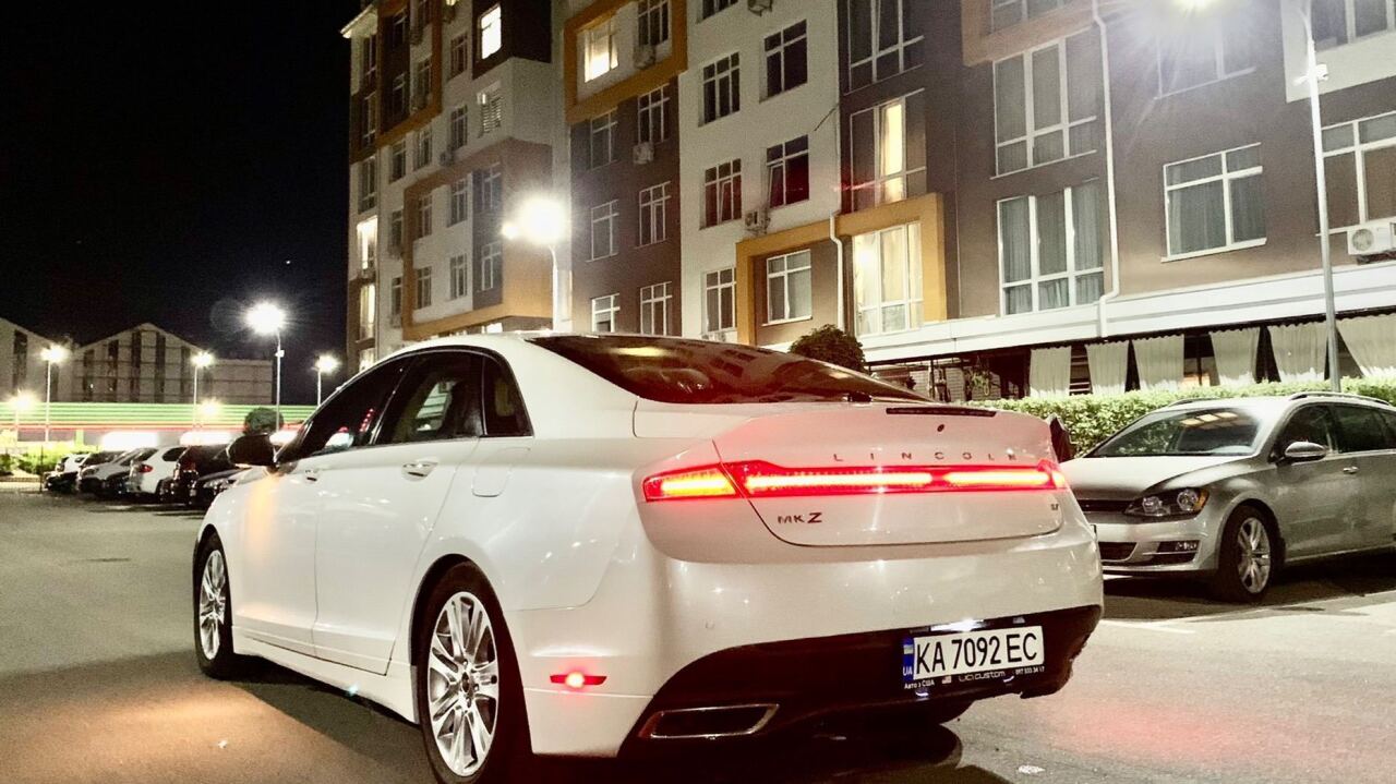 Lincoln MKZ Reserve 3.7 V6 FWD image #3