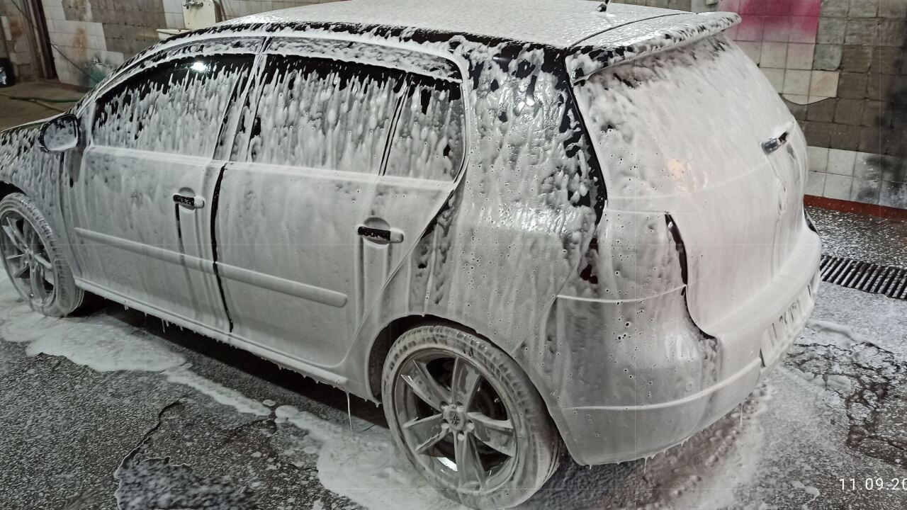 Volkswagen Golf Mk5 image #1